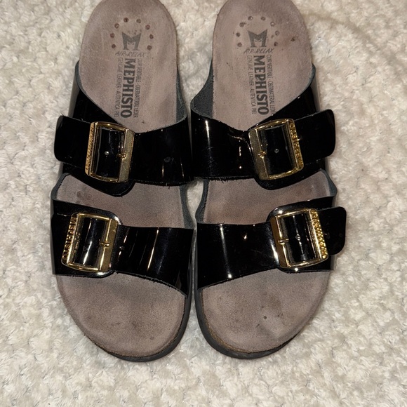 Mephisto gold buckle sandals, size 41 or 11 - Picture 1 of 6